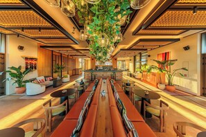 2 barer/lounger, bar ved poolen, strandbar