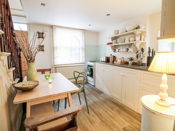 Cottage | Interior