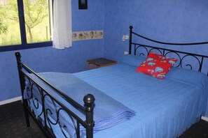 City-Ferienhaus, mit Bad, Bergblick