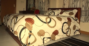 Desk - Roza Guests House (Naivasha)