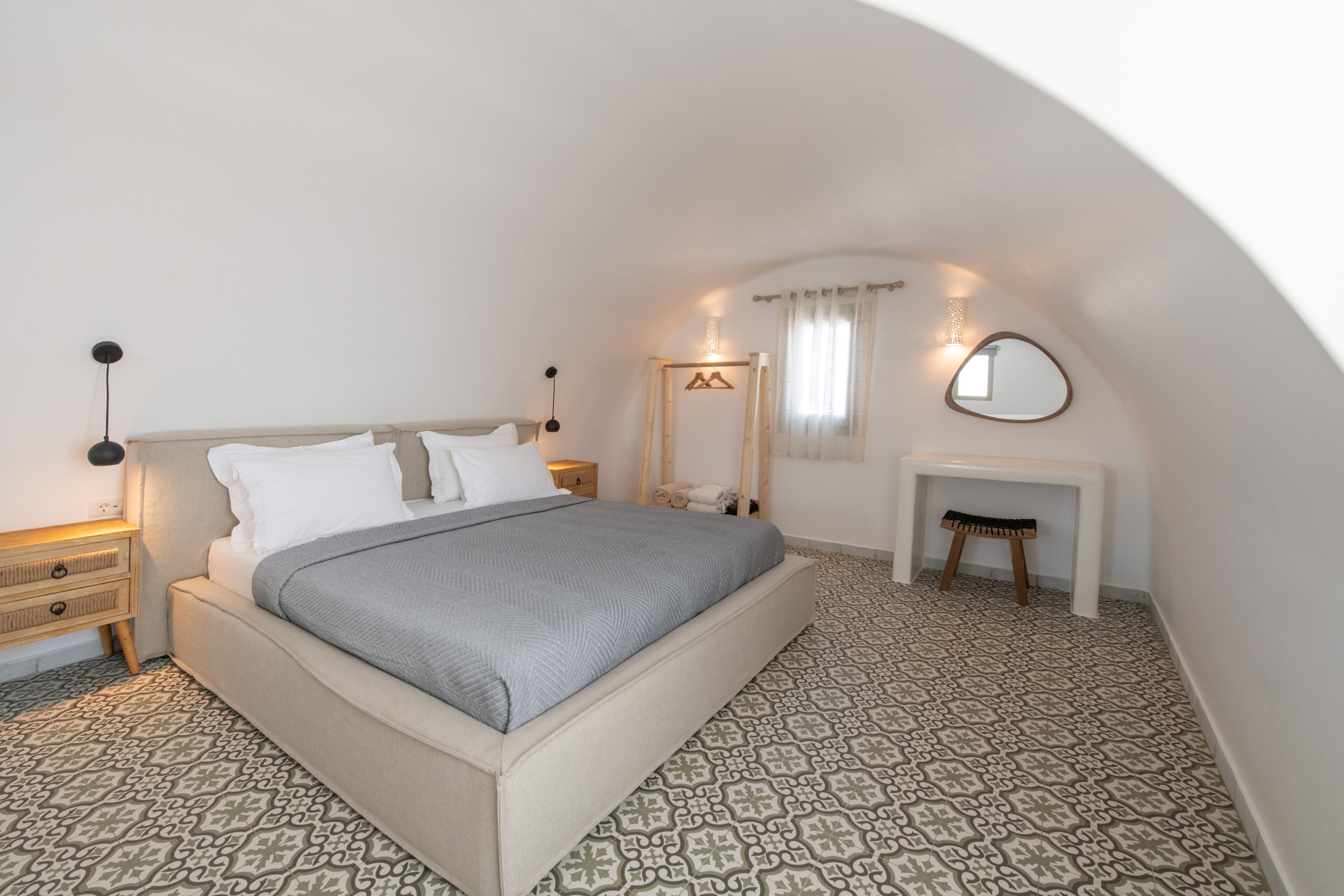 Photo - AVAL All Suite