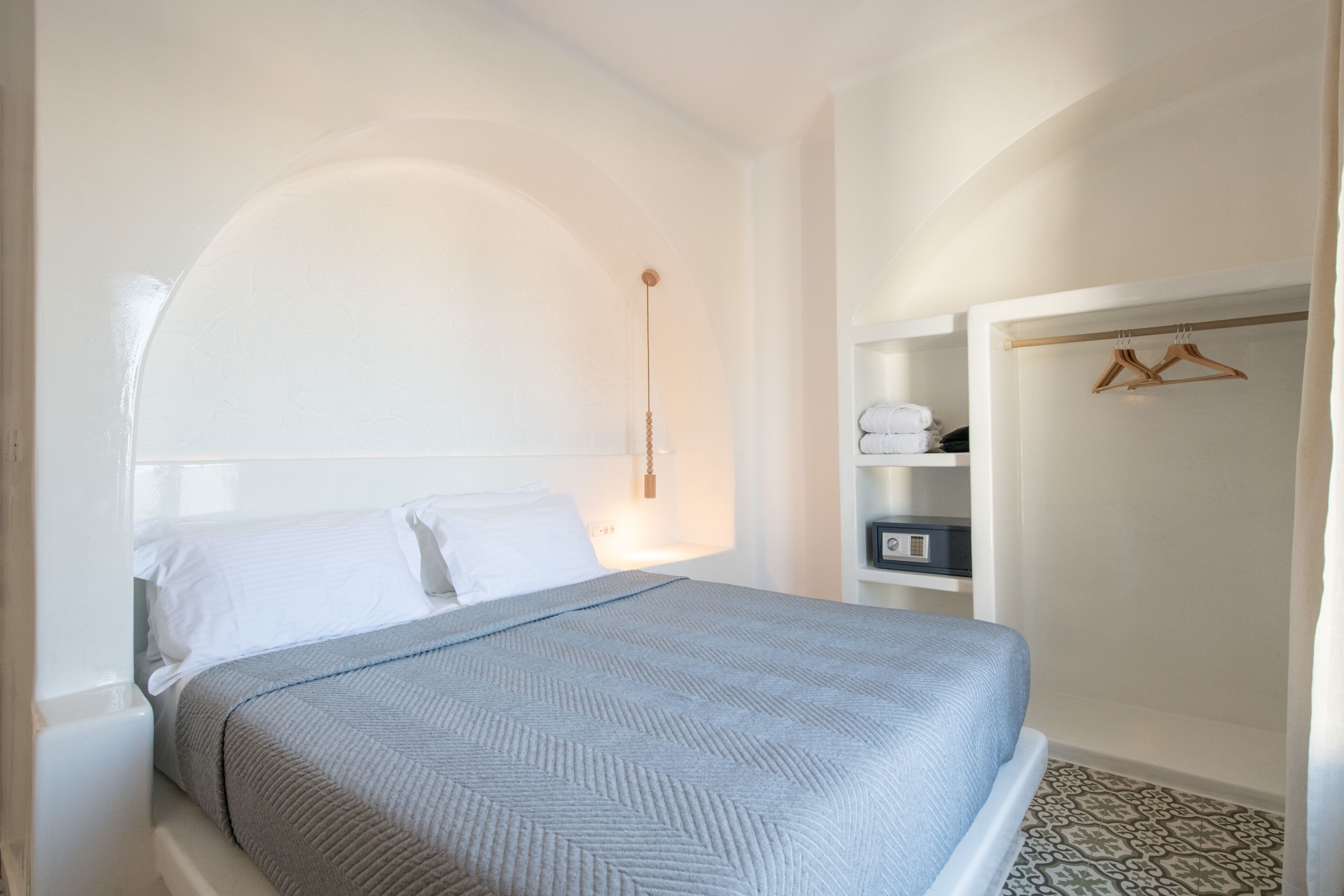 Photo - AVAL All Suite