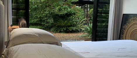 1 soverom, strykejern/-brett, wi-fi (inkludert) og sengetøy