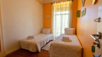 Design Double Room | Iron/ironing board, free WiFi