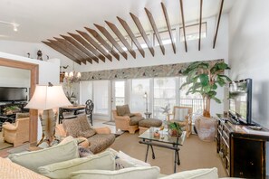 TV, DVD player - Sunchase Beachfront 205 - 2nd-Floor, Spacious Feel, Vaulted Ceilings, Wonderfully Appointed (South Padre Island)