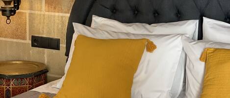 1 camera, una cassaforte in camera, ferro/asse da stiro, Wi-Fi gratuito