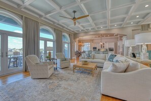 Fernseher, DVD-Player