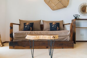 In-room safe, free WiFi, bed sheets - Pili Pili Nautica (Jambiani)