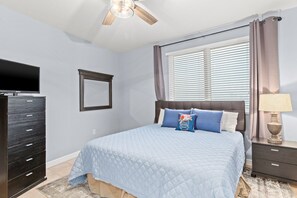 3 soverom, strykejern/-brett, wi-fi og sengetøy