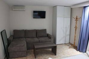 Flat-screen TV - Villa Iatrou (Thasos)