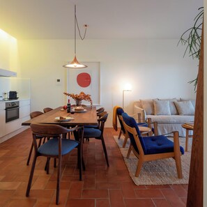 2 habitaciones, decoración personalizada y muebles diferentes 