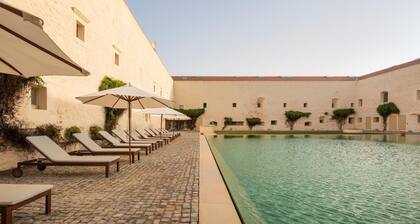 Flattered to be In Algarve