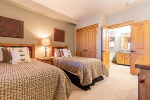 2 bedrooms, free WiFi, bed sheets