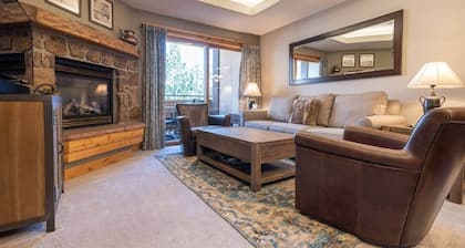 River Days & Fireside Nights – Walk to the Resort!