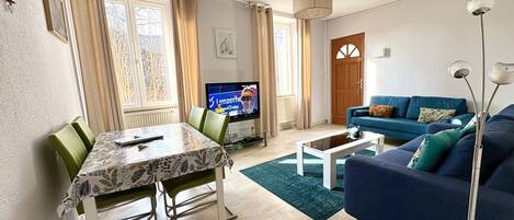 TV, DVD player