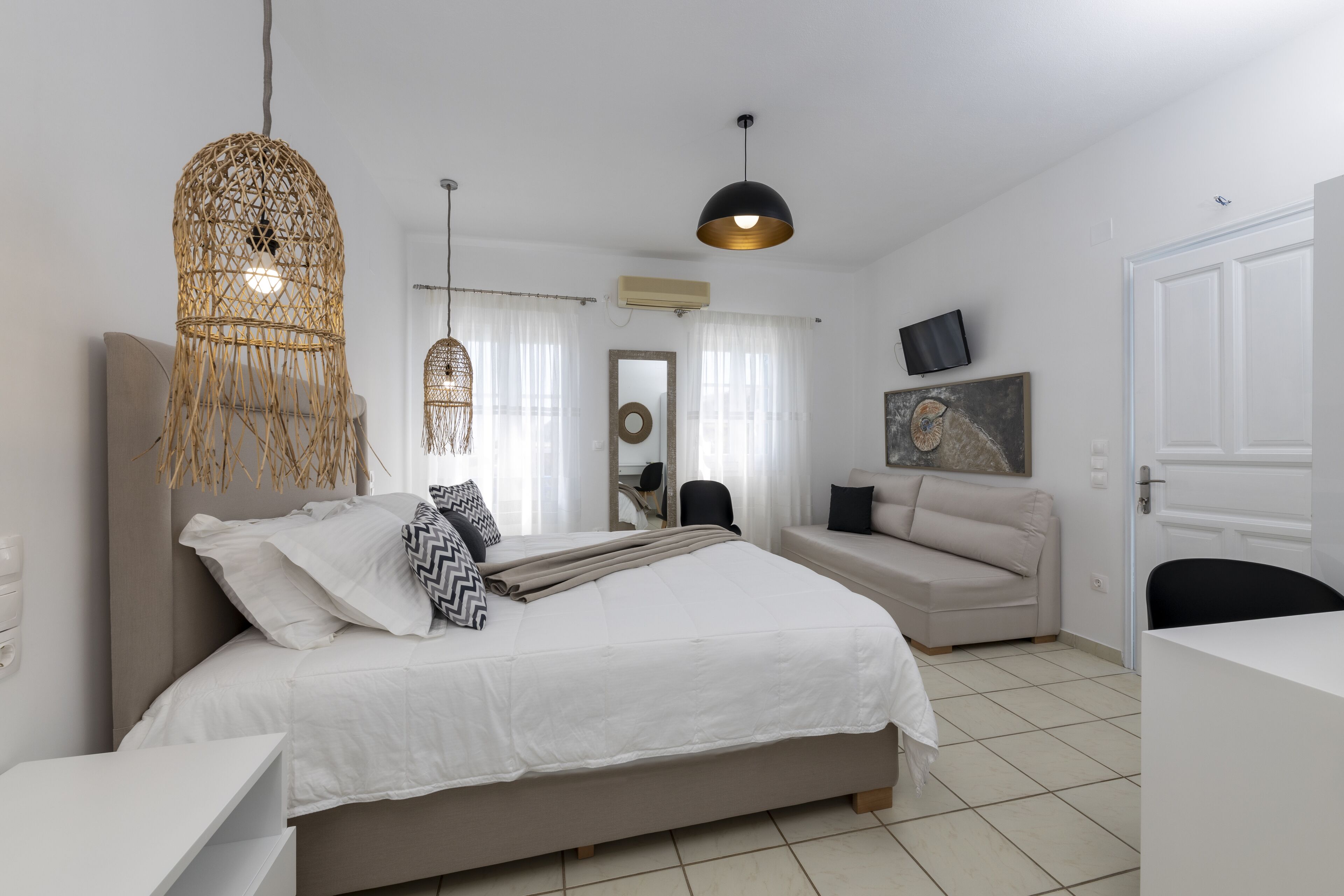 Estudio superior, vistas al mar (Apollonia) | Ropa de cama hipoalergénica, tabla de planchar con plancha, wifi gratis