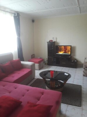 Living area - Stay.Plus Balozi Court Apartment (Nairobi)