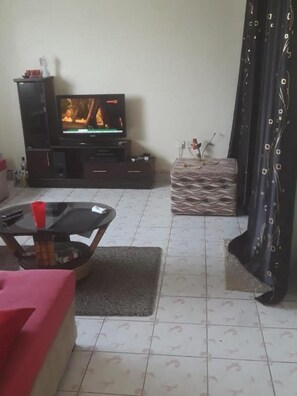 Living area - Stay.Plus Balozi Court Apartment (Nairobi)