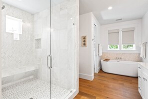 Bathtub, hair dryer, towels