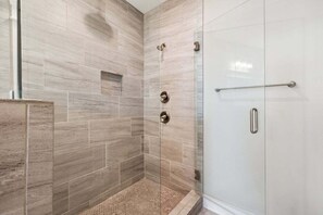 Bathtub, hair dryer, towels