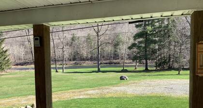 The perfect off the Grid Cabin for outdoor enthusiasts!!