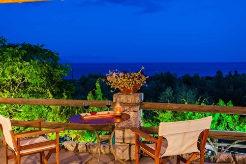 Petalidi Olive Garden Stone House near the beach