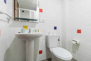 Hair dryer, towels