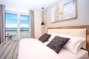 4 chambres, fer et planche à repasser, Wi-Fi, draps fournis