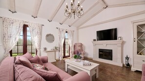 TV, peis og fotballspill