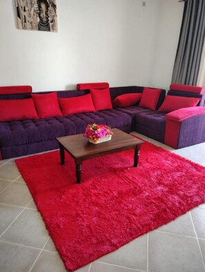 Living area - Stay.Plus Malindi Apartment (Malindi)