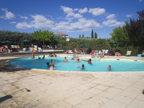 Seasonal outdoor pool