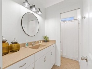Townhome, 6 Bedrooms | Bathroom | Combined shower/bathtub, jetted bath, towels - A Shore Thing 2 - Oceanfront And Pet Friendly Home - See The Sunrise, Hear The Waves, Feel The Breeze - Large Oceanfront Balcony 6 Bedroom Townhouse by RedAwning (Carolina Beach)