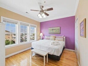 Townhome, 2 Bedrooms