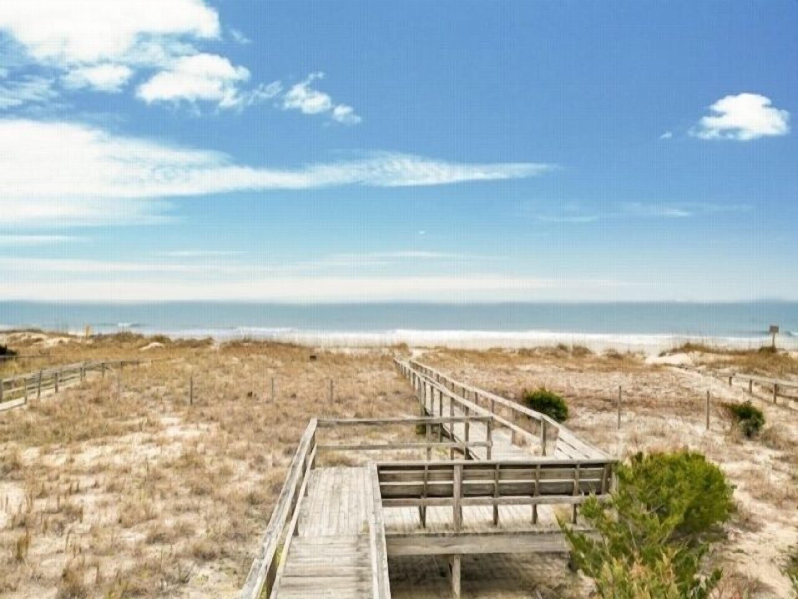 House, 3 Bedrooms | Beach | On the beach