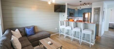 Residenza, 4 camere da letto | Soggiorno | TV