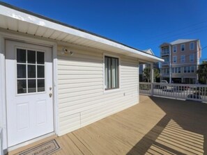 Apartment, 3 Bedrooms | Property grounds