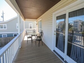 Departamento, 3 habitaciones | Balcón