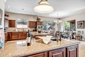 Fridge, microwave, oven, stovetop - Unbeatable Location, Hot Tub, Inviting Outdoor Living Space (Sedona)