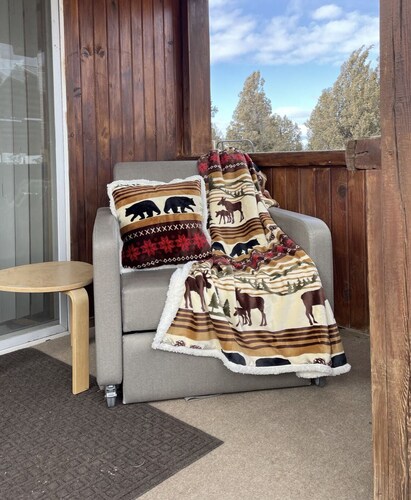 Pet-friendly Ranch Eden 15 Minutes From Town With Ample Parking and Free Wifi by Redawning