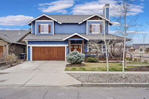 House, 4 Bedrooms | Exterior