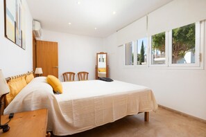 4 chambres, Wi-Fi, draps fournis