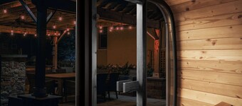 Luxury Waterfront | Pool, Sauna, Playground & more