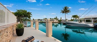 Luxury Waterfront | Pool, Sauna, Playground & more