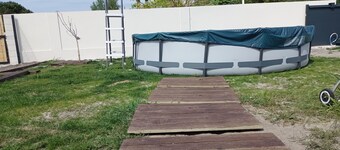 Chill and relax home Charming house with swimming pool for children and adults