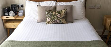 Double Room | Individually decorated, individually furnished, soundproofing