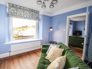 Cottage | Living room