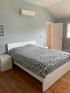 4 slaapkamers, reisbedje, gratis wifi, beddengoed