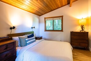 4 Schlafzimmer, Schreibtisch, kostenloses WLAN, Bettwäsche