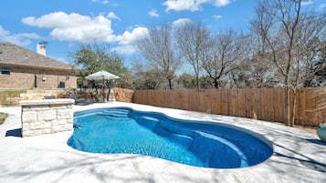 Piscine extérieure