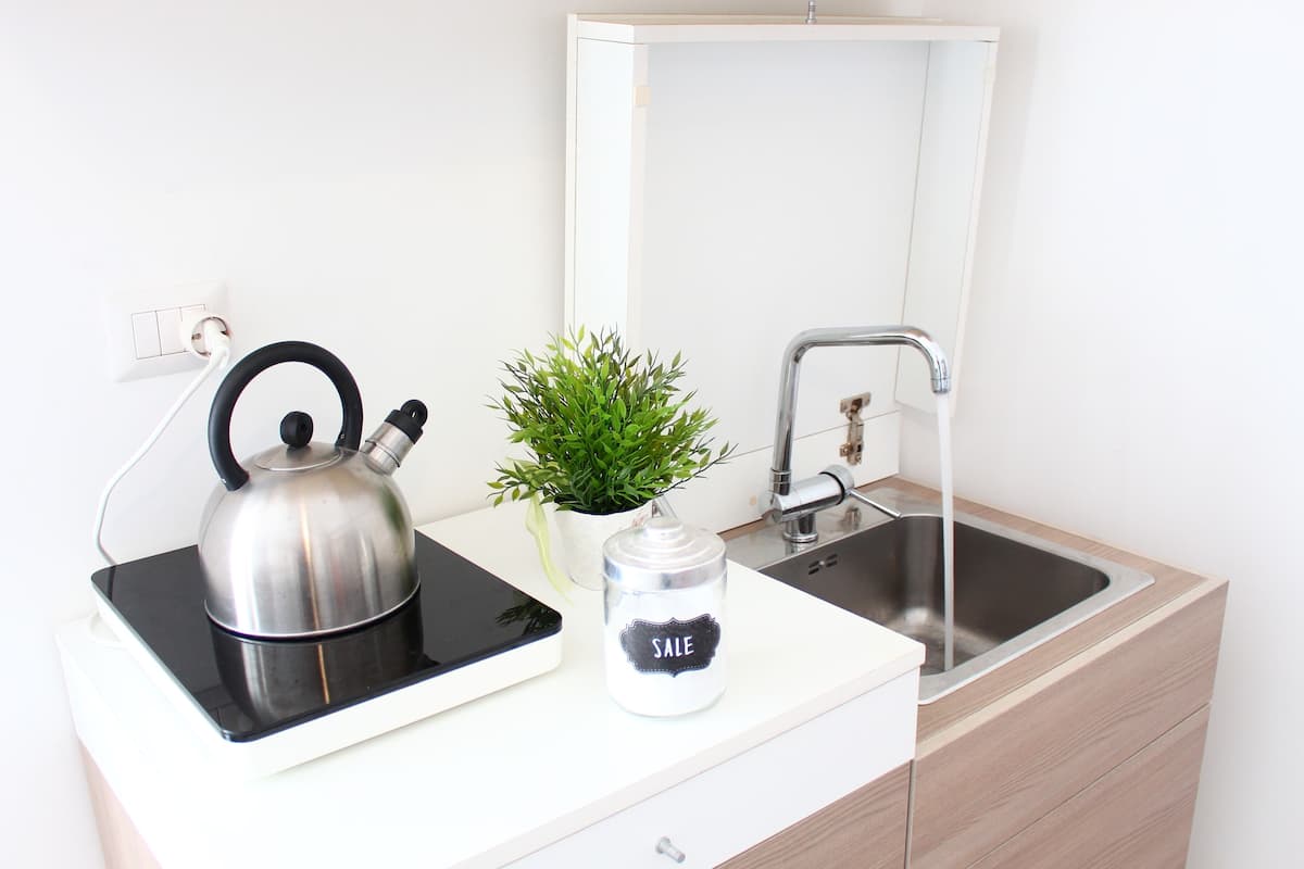 superior double room, 1 bedroom | private kitchen | mini-fridge, microwave, stovetop, coffee/tea maker